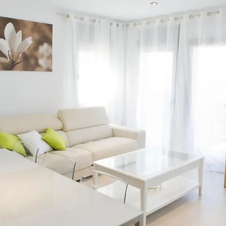 Appartement Tranquil Duplex Sitges, Sea Views, Private Parking, Terrace