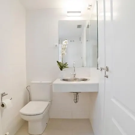 Apartment Tranquil Duplex In Sitges, Barcelona,sea Views, Parking, Terrace *