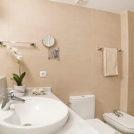 Appartement Tranquil Duplex Sitges, Sea Views, Private Parking, Terrace *