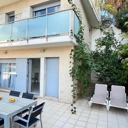 Tranquil Duplex In Sitges, Barcelona,sea Views, Parking, Terrace Apartment Sitges