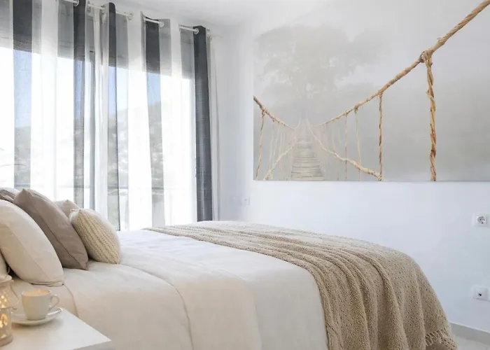 Daire Tranquil Duplex Sitges, Sea Views, Private Parking, Terrace Sitges