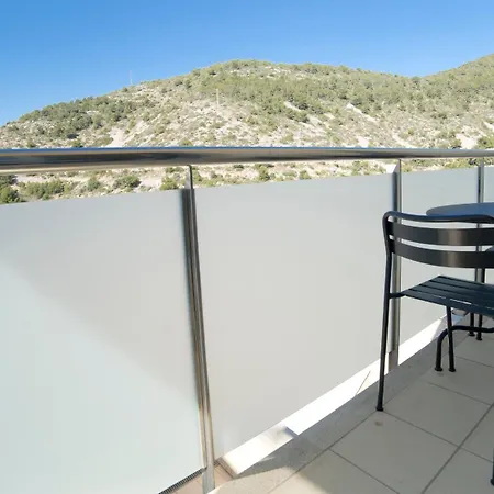 アパート Tranquil Duplex Sitges, Sea Views, Private Parking, Terrace *